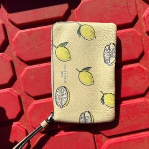 NEW Coach Yellow Lemon Pattern Wristlet